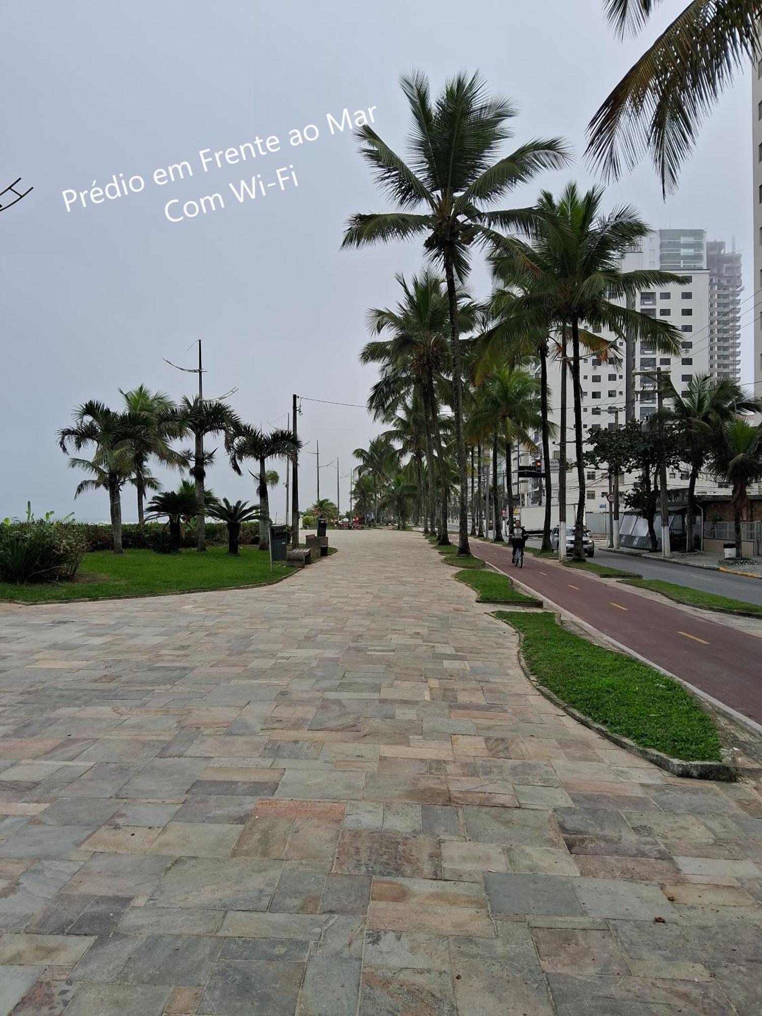 프라이아 그란데 Predio Em Frente Ao Mar 아파트 외부 사진