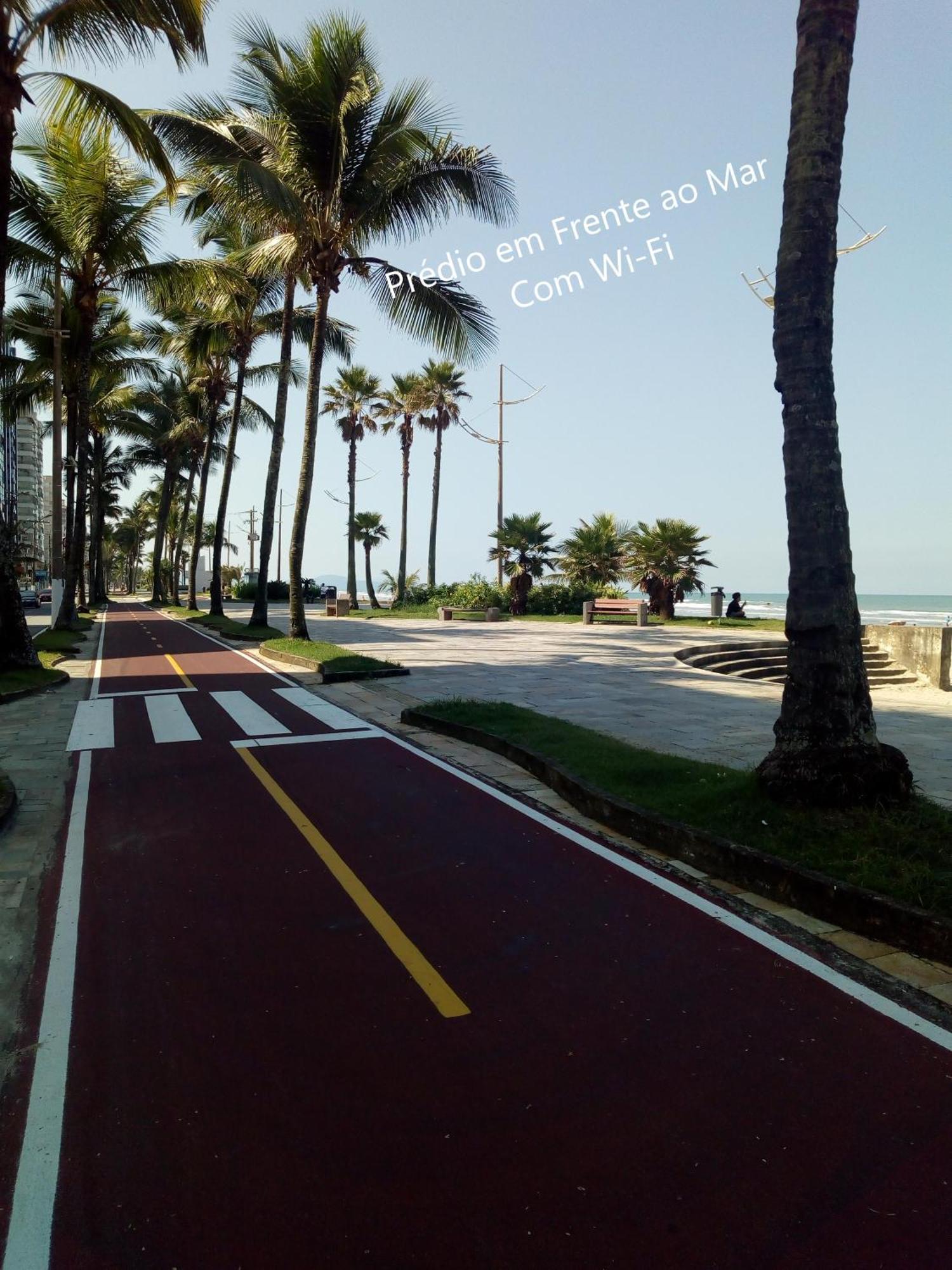 프라이아 그란데 Predio Em Frente Ao Mar 아파트 외부 사진